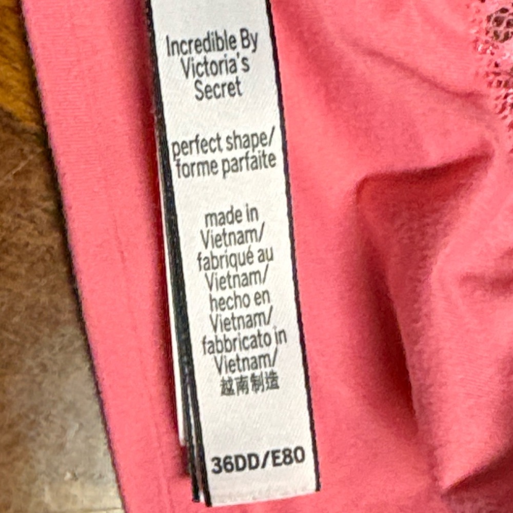 Victoria’s Secret Incredible Perfect Shape Bra 36DD - Picture 4 of 4